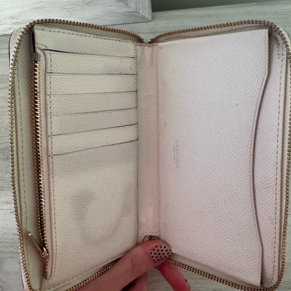 Coach wristlet and phone holder - Picture 3 of 4